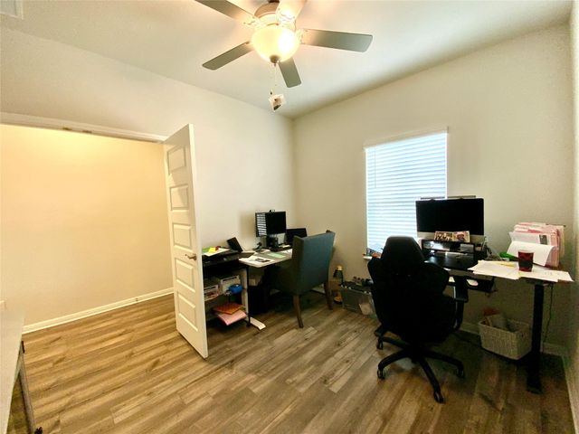 246 El Capitan LOOP, Dripping Springs, TX 78620