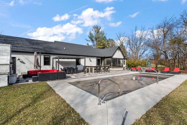 6205 W 177th Avenue, Lowell, IN 46356