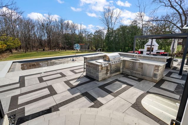 6205 W 177th Avenue, Lowell, IN 46356