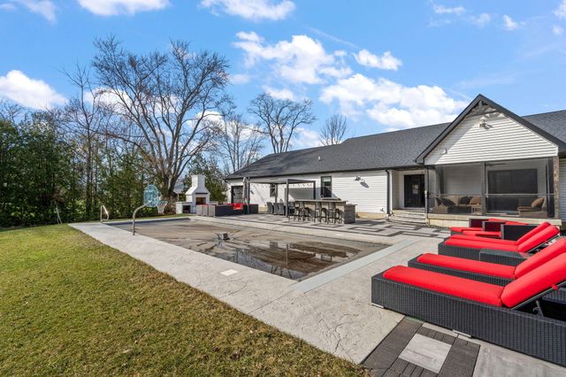 6205 W 177th Avenue, Lowell, IN 46356