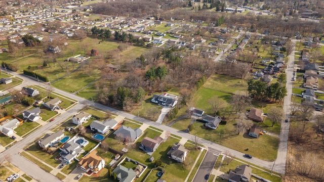 6205 W 177th Avenue, Lowell, IN 46356