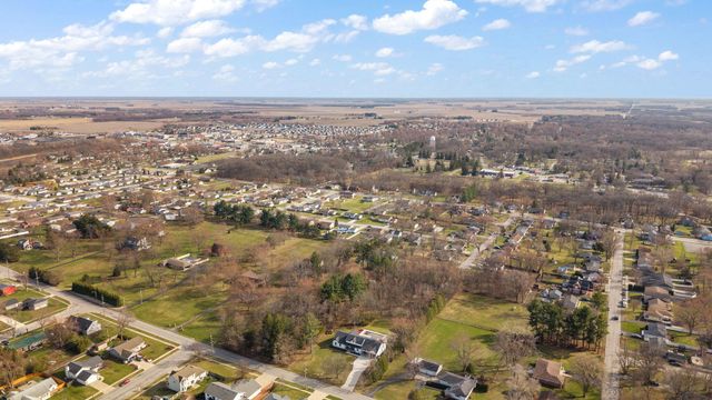 6205 W 177th Avenue, Lowell, IN 46356