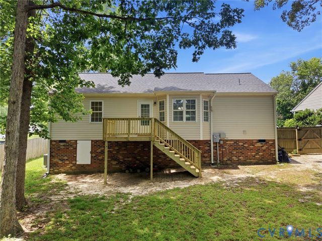 11564 New Forest Trl, Midlothian, VA 23112