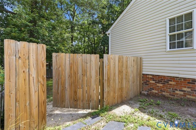11564 New Forest Trl, Midlothian, VA 23112