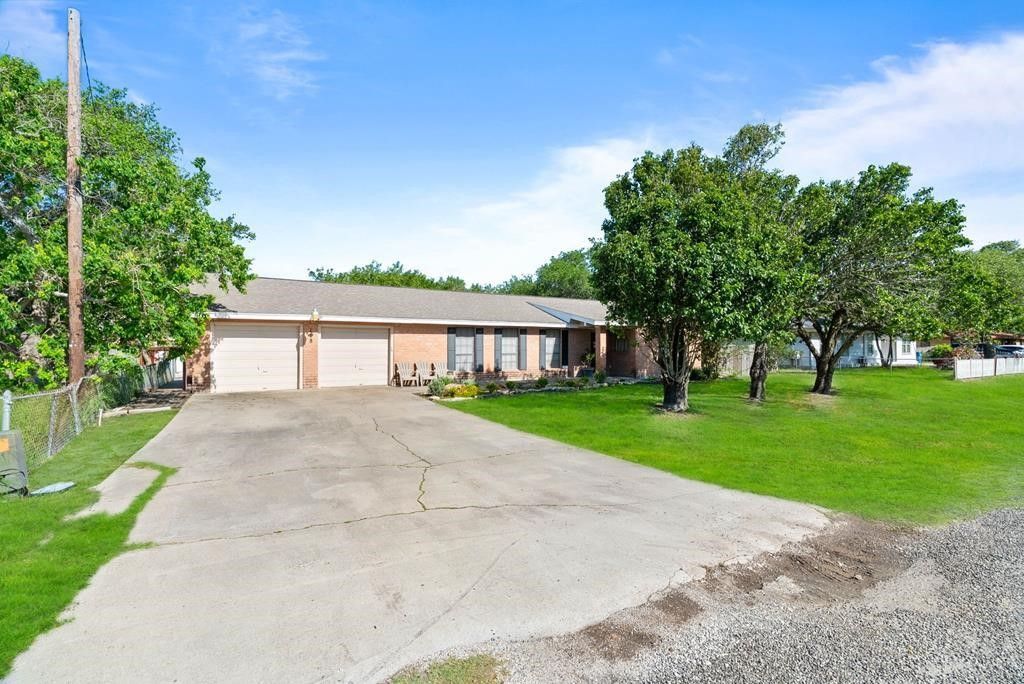 118 Saint Peter, Rockport, TX 78382 — photo 2