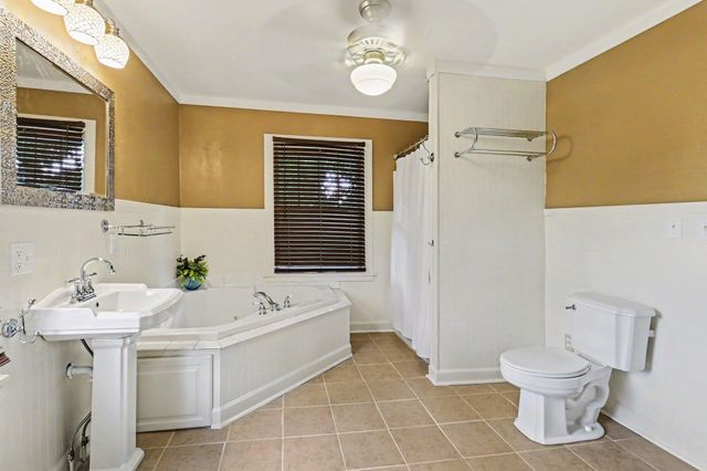 1504 Greenwood Avenue, Jackson City, MI 49203