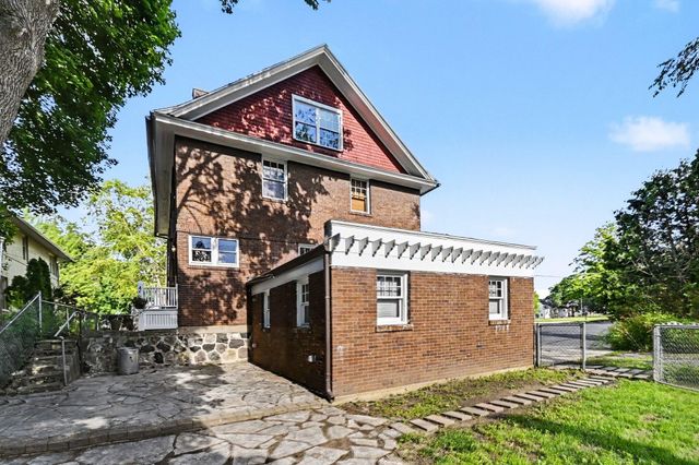 1504 Greenwood Avenue, Jackson City, MI 49203