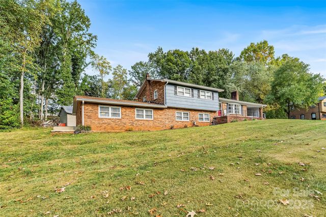 304 Parlier Avenue NE, Conover, NC 28613