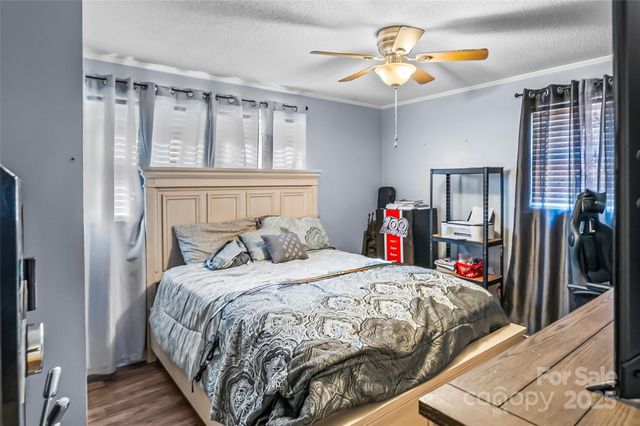 304 Parlier Avenue NE, Conover, NC 28613