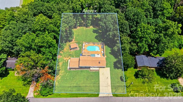 304 Parlier Avenue NE, Conover, NC 28613