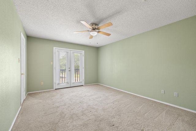 1471 County Road A, Lexington, TX 78947