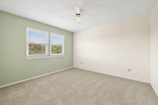 1471 County Road A, Lexington, TX 78947
