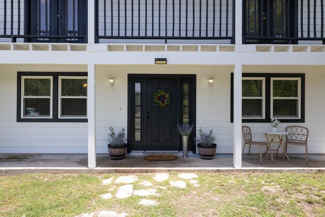 1471 County Road A, Lexington, TX 78947