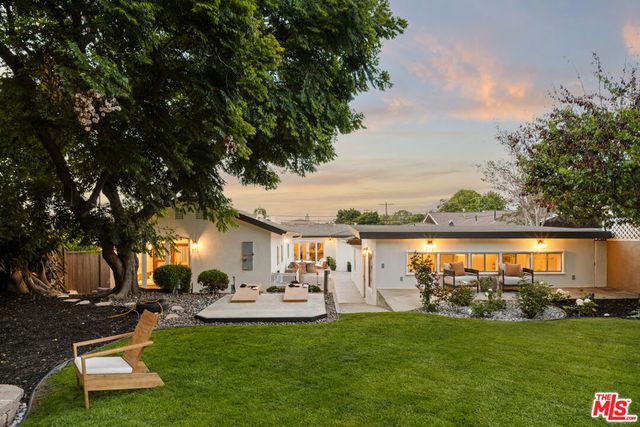 6364 W 77th Street, Los Angeles, CA 90045