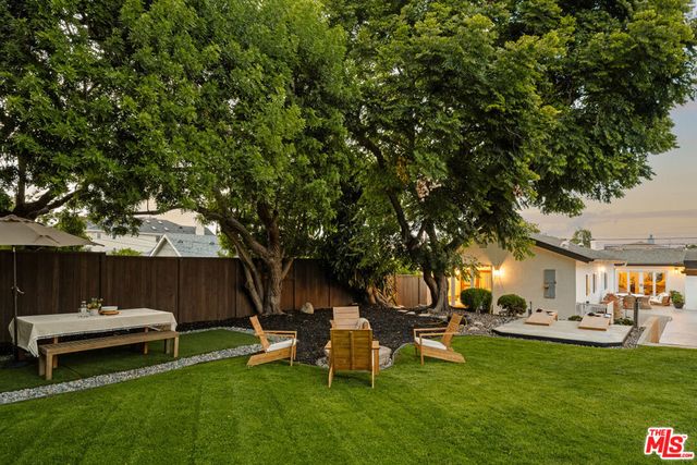 6364 W 77th Street, Los Angeles, CA 90045