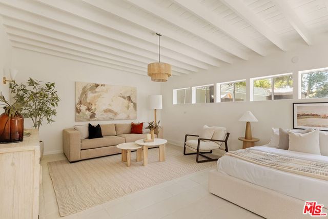 6364 W 77th Street, Los Angeles, CA 90045