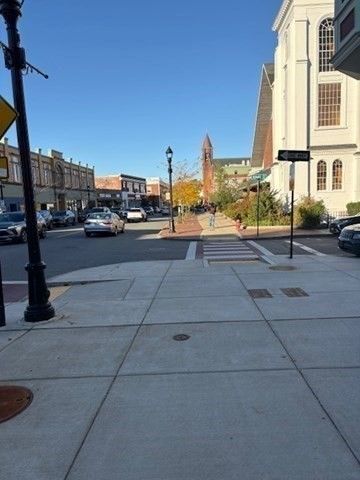 205 Cabot 7, Beverly, MA 01915