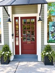 205 Cabot 7, Beverly, MA 01915