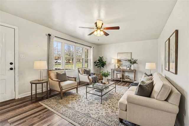 4240 Compton Drive, Winston-salem, NC 27107