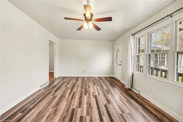 4240 Compton Drive, Winston-salem, NC 27107