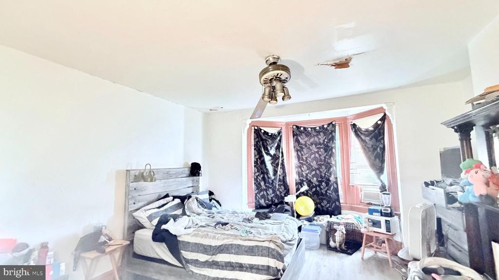 1229 W RUSSELL ST, PHILADELPHIA, PA 19140 — photo 3