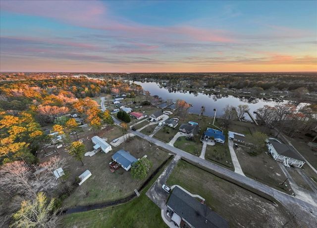 1190 Mill Creek Drive, Manning, SC 29102