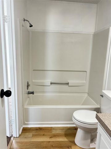 219 Blinkin Avenue, Crosby, TX 77532