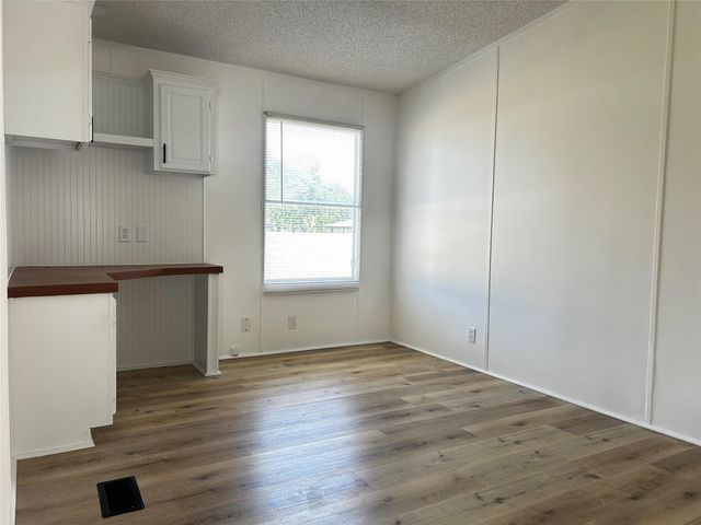 219 Blinkin Avenue, Crosby, TX 77532