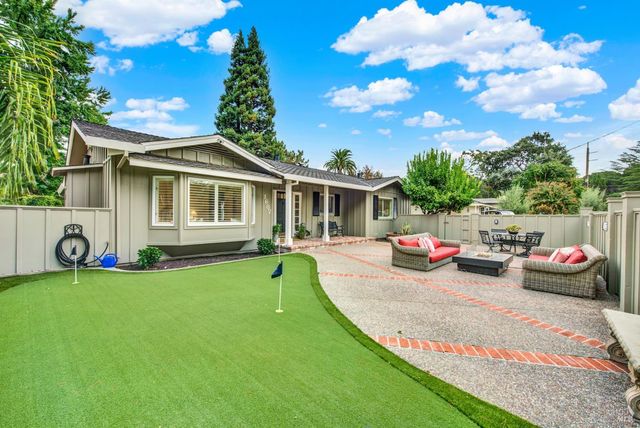 1687 Rockville Rd, Fairfield, CA 94534