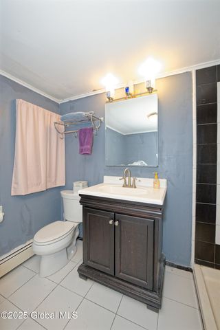 35 Zelenke Drive, North Greenbush, NY 12198