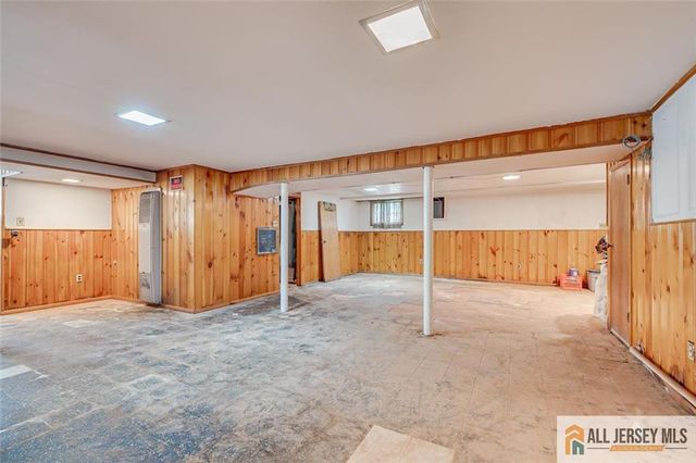 66 Preston Road, Colonia, NJ 07067