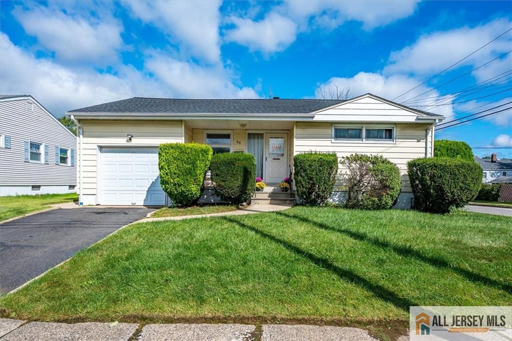 66 Preston Road, Colonia, NJ 07067