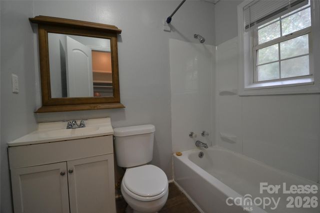 1009 Plymouth Street A, Gastonia, NC 28054