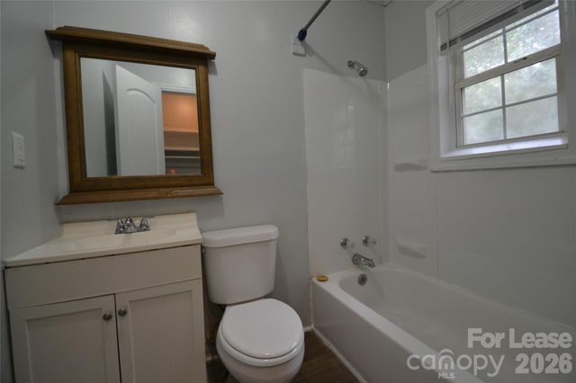 1009 Plymouth Street A, Gastonia, NC 28054