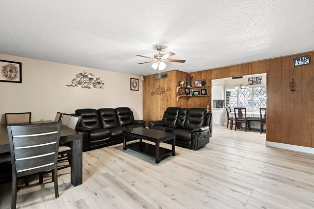 1512 N Brawley, Fresno, CA 93722