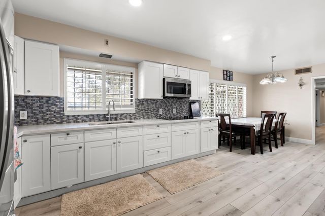 1512 N Brawley, Fresno, CA 93722