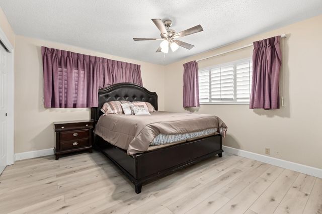 1512 N Brawley, Fresno, CA 93722