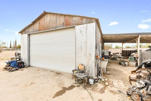 1512 N Brawley, Fresno, CA 93722