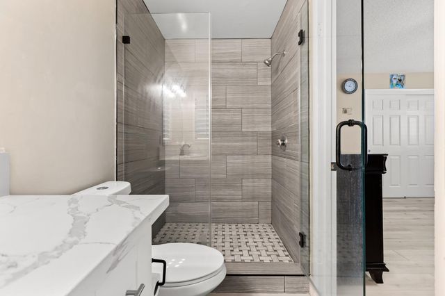 1512 N Brawley, Fresno, CA 93722