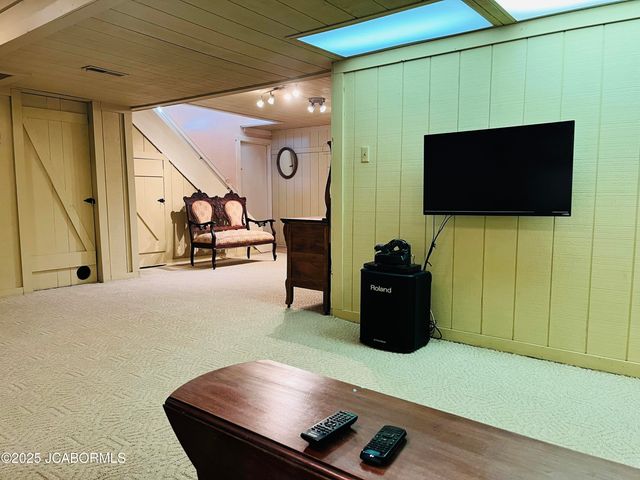 2628 LOLA DRIVE, Jefferson City, MO 65109