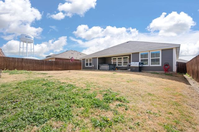 708 Golden Gate Park Road, Alvarado, TX 76009