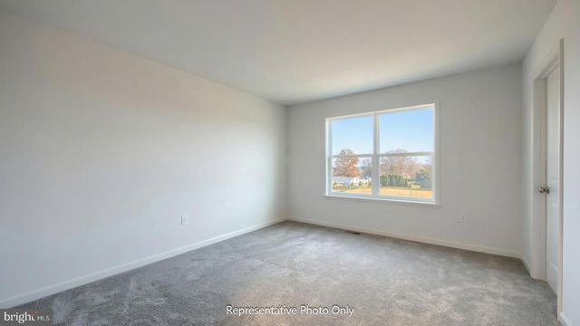 42 N CONIFER DR, Elizabethtown, PA 17022