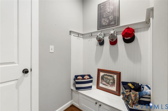 13335 Farm View Dr, Ashland, VA 23005