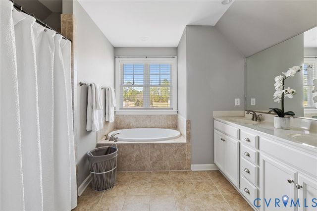 13335 Farm View Dr, Ashland, VA 23005