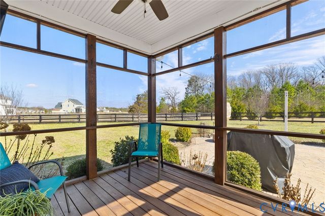 13335 Farm View Dr, Ashland, VA 23005