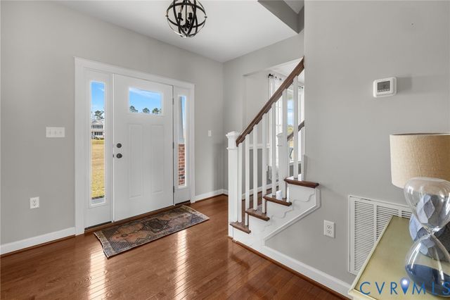 13335 Farm View Dr, Ashland, VA 23005