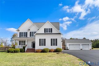 13335 Farm View Dr, Ashland, VA 23005