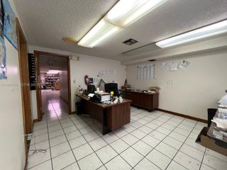 1671 W 38th Pl 1406, Hialeah, FL 33012