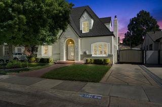 1861 9th Ave, Sacramento, CA 95818