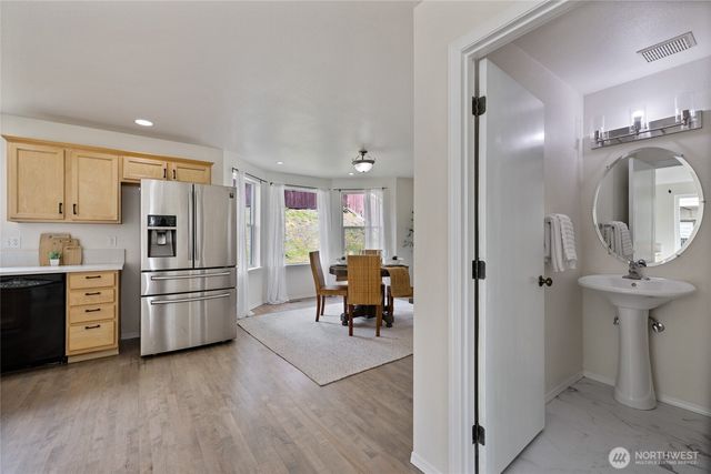 1641 Bayview Drive W, Bremerton, WA 98312